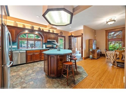 44 Trafalgar Street, Goderich, ON - Indoor Photo Showing Kitchen