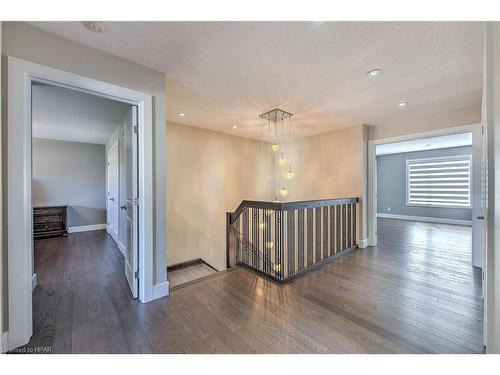 998 Loft Court, London, ON - Indoor Photo Showing Other Room