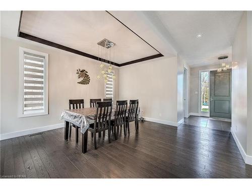 998 Loft Court, London, ON - Indoor Photo Showing Dining Room