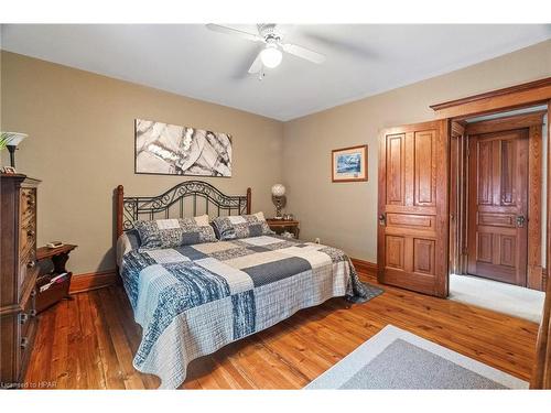 146 East Street, Goderich, ON - Indoor Photo Showing Bedroom