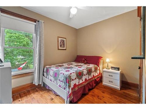 146 East Street, Goderich, ON - Indoor Photo Showing Bedroom