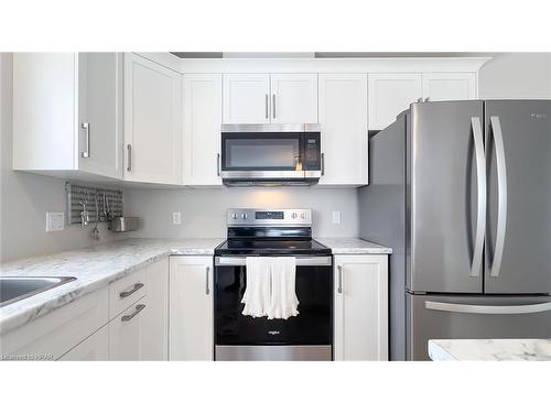 188 Lake Breeze Drive, Ashfield-Colborne-Wawanosh, ON - Indoor Photo Showing Kitchen With Stainless Steel Kitchen