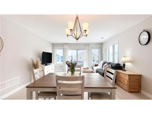 188 Lake Breeze Drive, Ashfield-Colborne-Wawanosh, ON - Indoor Photo Showing Dining Room