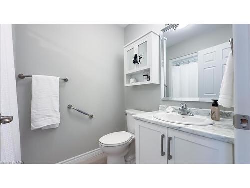 188 Lake Breeze Drive, Ashfield-Colborne-Wawanosh, ON - Indoor Photo Showing Bathroom