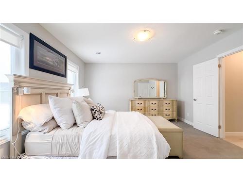 188 Lake Breeze Drive, Ashfield-Colborne-Wawanosh, ON - Indoor Photo Showing Bedroom