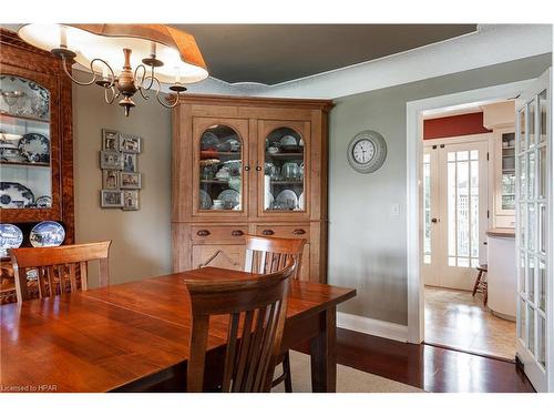 44 Haig Street, Stratford, ON - Indoor Photo Showing Dining Room