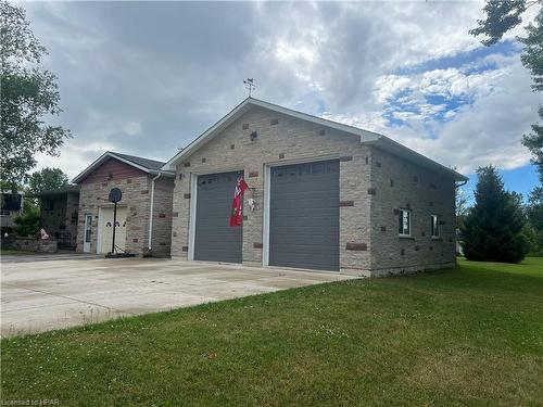 734 Josephine Street N, Wingham, ON - Outdoor