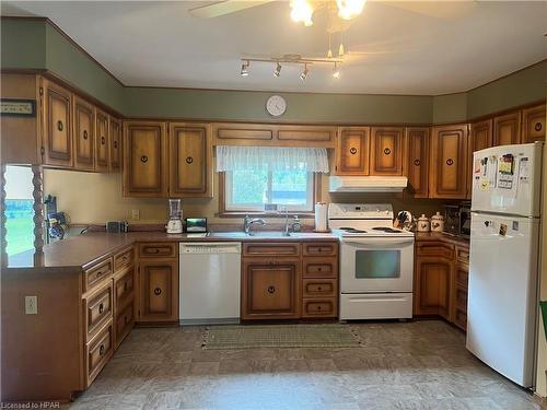 734 Josephine Street N, Wingham, ON - Indoor Photo Showing Kitchen With Double Sink