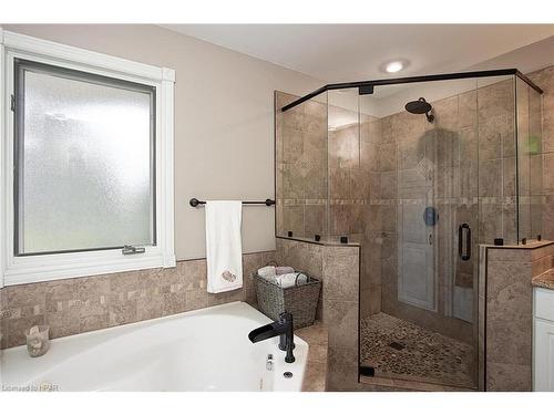 69625 Victoria Drive, Centralia, ON - Indoor Photo Showing Bathroom