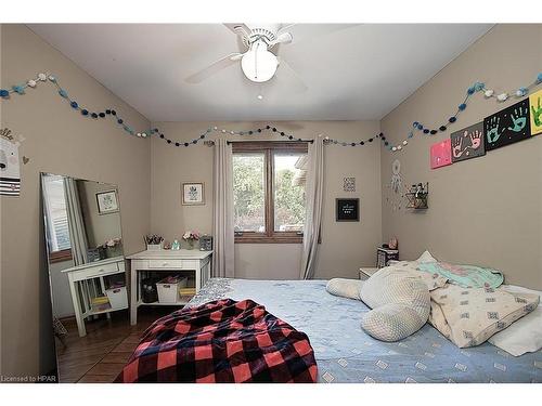 69625 Victoria Drive, Centralia, ON - Indoor Photo Showing Bedroom