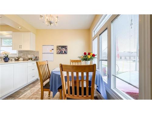 141 St Andrew Street, Mitchell, ON - Indoor Photo Showing Dining Room