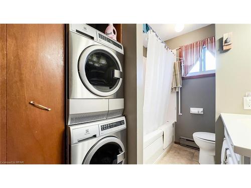 141 St Andrew Street, Mitchell, ON - Indoor Photo Showing Laundry Room