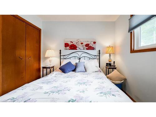 141 St Andrew Street, Mitchell, ON - Indoor Photo Showing Bedroom