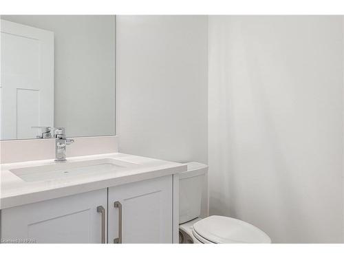 70 Deer Ridge Lane, Bayfield, ON - Indoor Photo Showing Bathroom