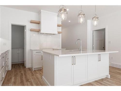 70 Deer Ridge Lane, Bayfield, ON - Indoor Photo Showing Kitchen With Upgraded Kitchen