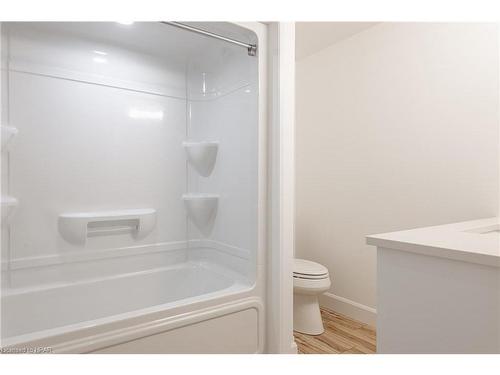 70 Deer Ridge Lane, Bayfield, ON - Indoor Photo Showing Bathroom