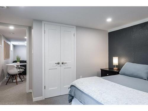 39 Gordon Street, Stratford, ON - Indoor Photo Showing Bedroom