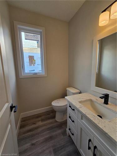 32 Roberts Street, Seaforth, ON - Indoor Photo Showing Bathroom