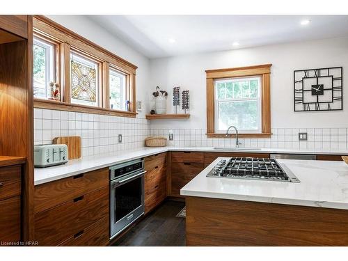 88 Norman Street, Stratford, ON - Indoor Photo Showing Kitchen