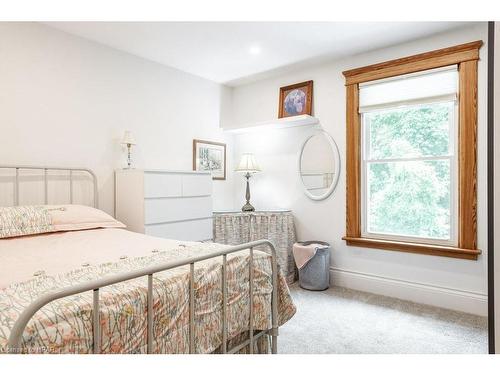 88 Norman Street, Stratford, ON - Indoor Photo Showing Bedroom