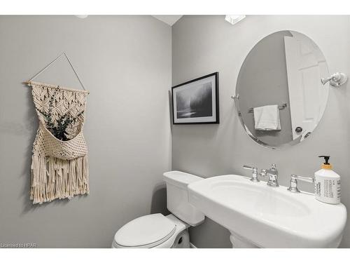 90 River Run Road, Drayton, ON - Indoor Photo Showing Bathroom