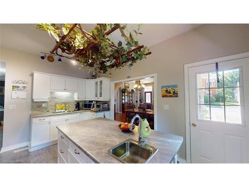 258 Edward Street, Wingham, ON - Indoor Photo Showing Kitchen