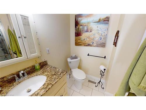 258 Edward Street, Wingham, ON - Indoor Photo Showing Bathroom