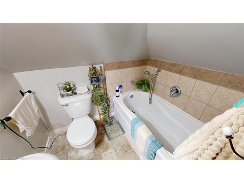 258 Edward Street, Wingham, ON - Indoor Photo Showing Bathroom