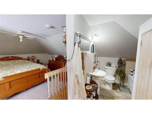 258 Edward Street, Wingham, ON - Indoor Photo Showing Bathroom