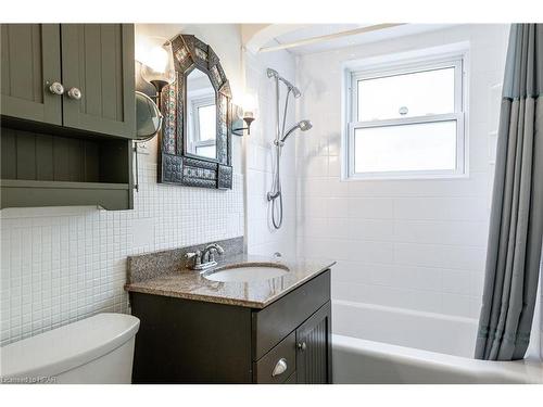 341 Elizabeth Street, St. Marys, ON - Indoor Photo Showing Bathroom