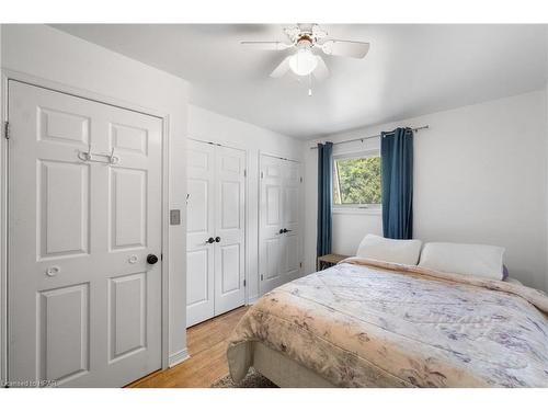 25 Stark Street, Bayfield, ON - Indoor Photo Showing Bedroom