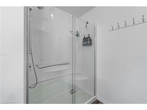 25 Stark Street, Bayfield, ON - Indoor Photo Showing Bathroom