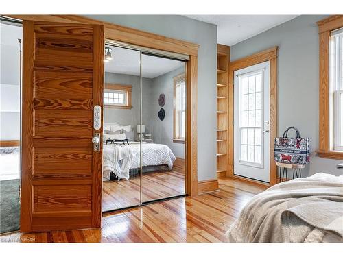 91 Daly Avenue, Stratford, ON - Indoor Photo Showing Bedroom