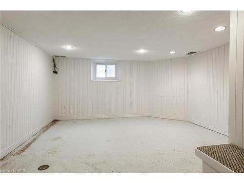 91 Daly Avenue, Stratford, ON - Indoor Photo Showing Basement