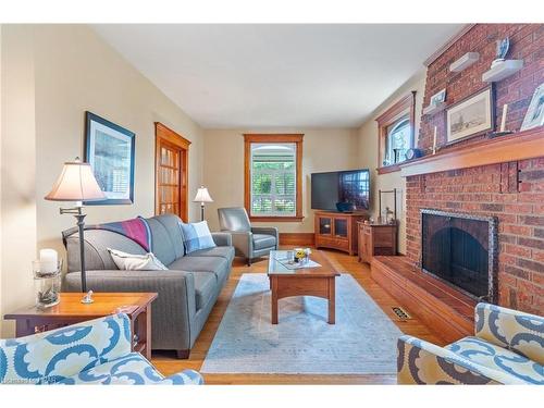 126 Nelson Street E, Goderich, ON - Indoor Photo Showing Living Room With Fireplace