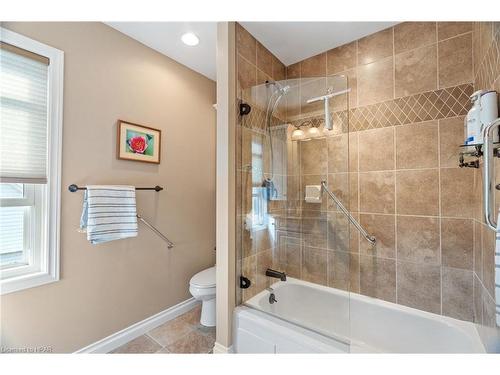 126 Nelson Street E, Goderich, ON - Indoor Photo Showing Bathroom