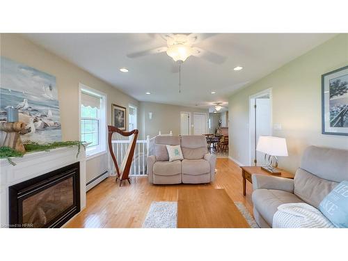 301 Bethune Crescent, Goderich, ON - Indoor Photo Showing Living Room With Fireplace