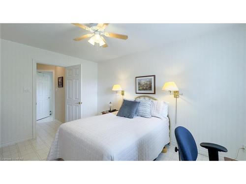 301 Bethune Crescent, Goderich, ON - Indoor Photo Showing Bedroom