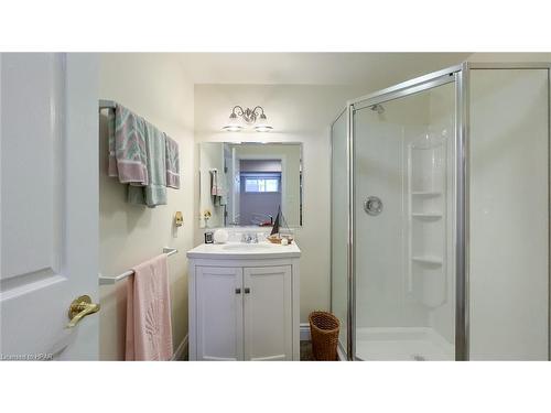 301 Bethune Crescent, Goderich, ON - Indoor Photo Showing Bathroom