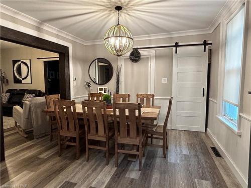 88 Kirk Street, Clinton, ON - Indoor Photo Showing Dining Room