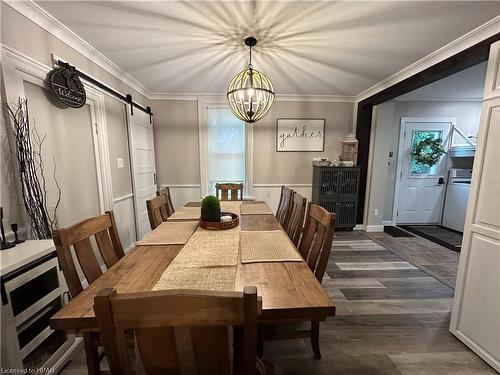 88 Kirk Street, Clinton, ON - Indoor Photo Showing Dining Room