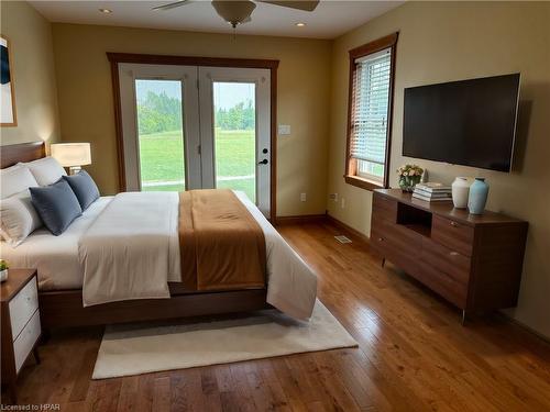 250 Bethune Crescent, Goderich, ON - Indoor Photo Showing Bedroom