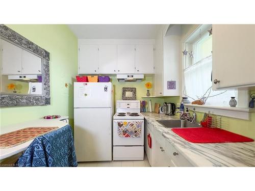 14 Nile Street, Stratford, ON - Indoor Photo Showing Kitchen