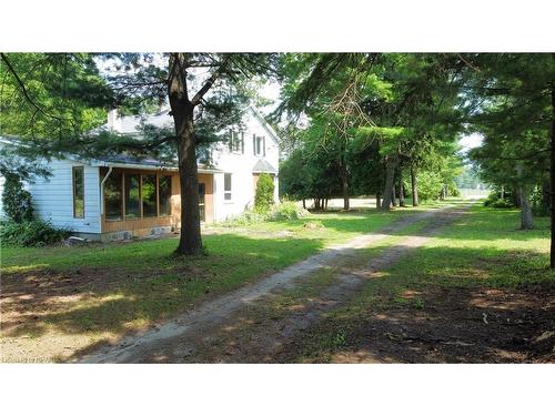 4085 Limestone Road, Campbellville, ON 