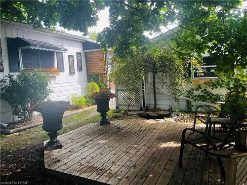 19 George Street, Strathroy, ON - Outdoor With Deck Patio Veranda