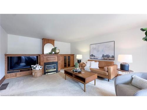 197 Warren Street, Goderich, ON - Indoor Photo Showing Living Room With Fireplace