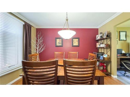 18 Conway Court, Thamesford, ON - Indoor Photo Showing Dining Room