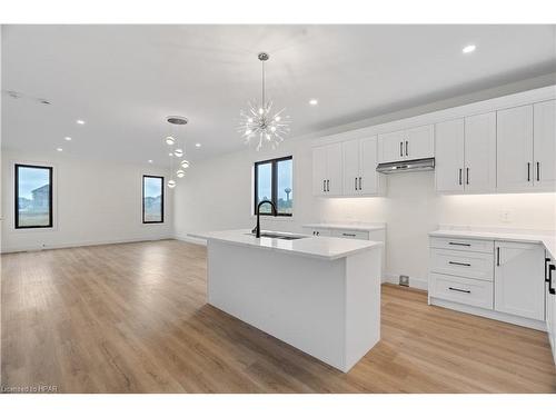 171 Greene Street, Exeter, ON - Indoor Photo Showing Kitchen With Upgraded Kitchen