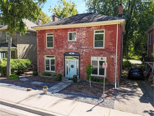 41 Douglas Street, Stratford, ON - Outdoor