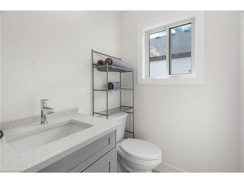 167 Greene Street, Exeter, ON - Indoor Photo Showing Bathroom